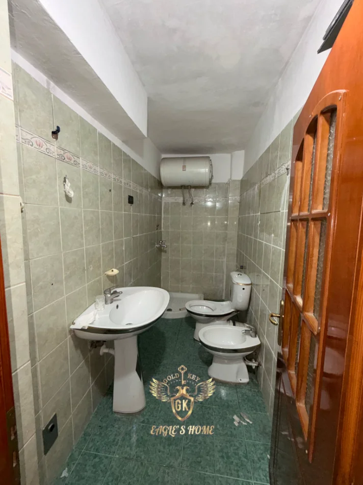 Durres, shitet apartament 2+1+Ballkon Kati 2, 78 m² 135.000 € (QENDER DURRES STACIONI TRENIT)