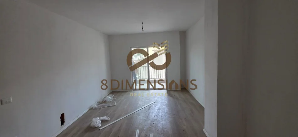 Tirane, shitet apartament 1+1+Ballkon Kati 1, 72 m² 130.000 € (laprake)