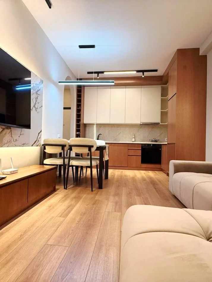 Tirane, shitet apartament 2+1 , 60 m² 155.000 € (Rruga e Kavajes)