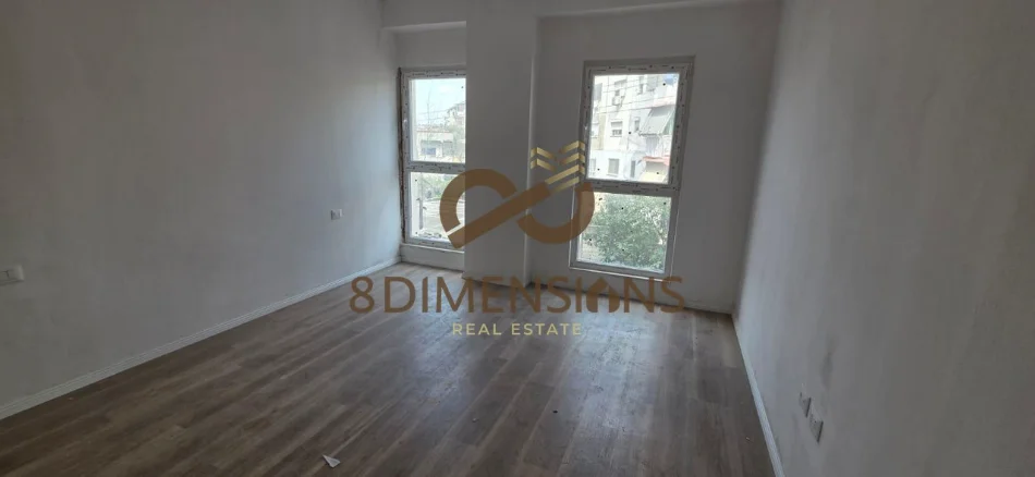 Tirane, shitet apartament 1+1+Ballkon Kati 1, 72 m² 130.000 € (laprake)