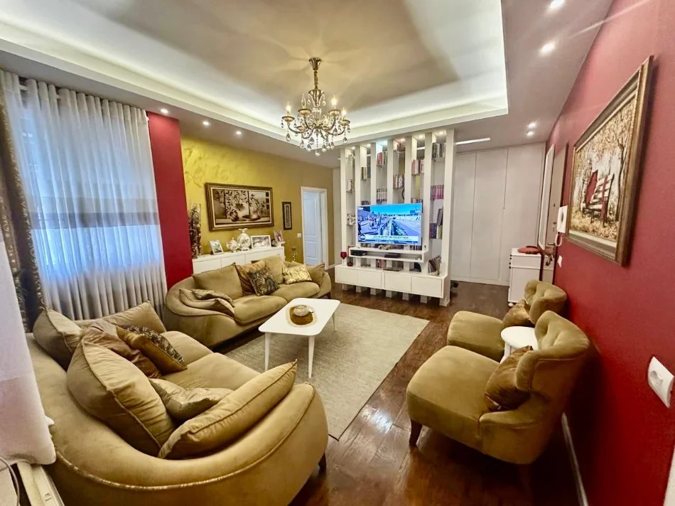 Tirane, shitet apartament 2+1 , 106 m² 155.000 € (casa italia)