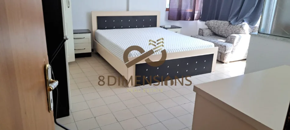 Tirane, jepet me qera apartament 1+1 Kati 1, 50 m² 400 € (varri bamit)
