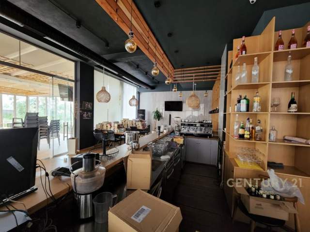 Tirane, jepet me qera bar-resorant Kati 0, 720 m² 1.500 Euro (Kodra e Diellit)