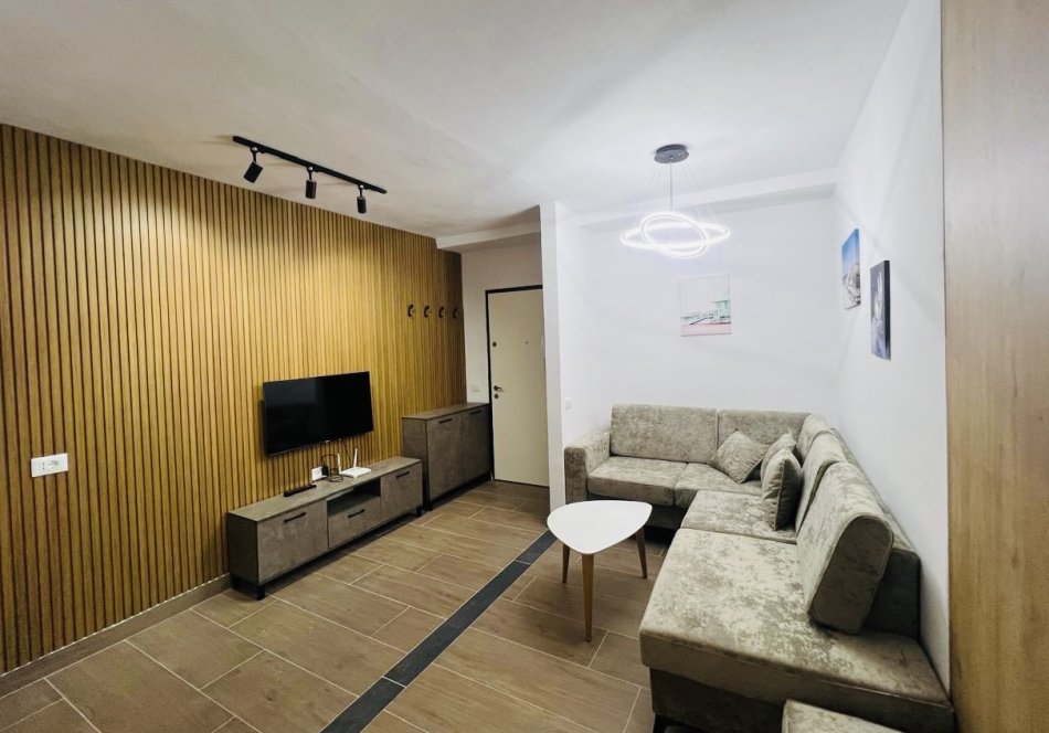 Tirane, jepet me qera apartament 1+1 Kati 3, 55 m² 500 € (Universiteti Barleti)