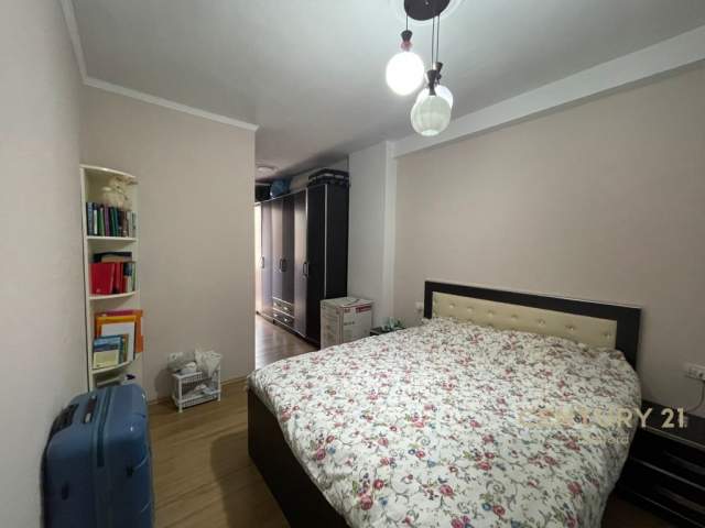 Tirane, shitet apartament 1+1+BLK Kati 1, 76 m² 68.000 Euro (yzberisht)