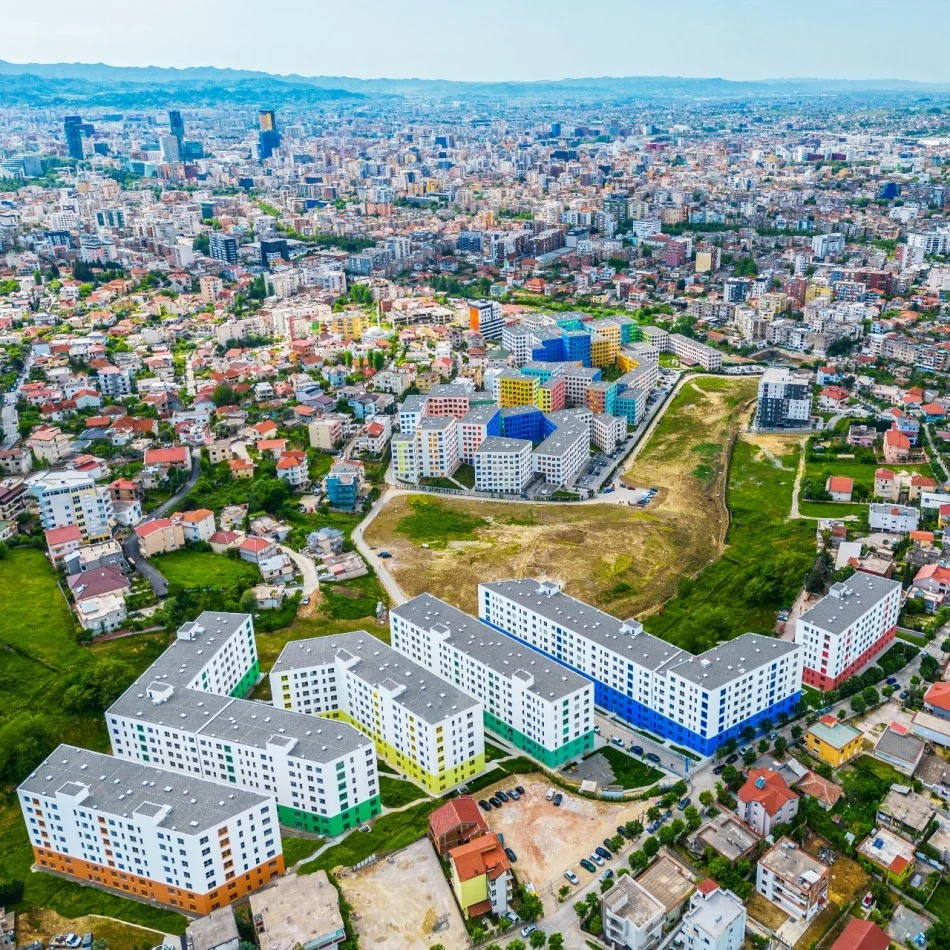 Tirane, shitet apartament 2+1+Ballkon Kati 7, 108.000 € 