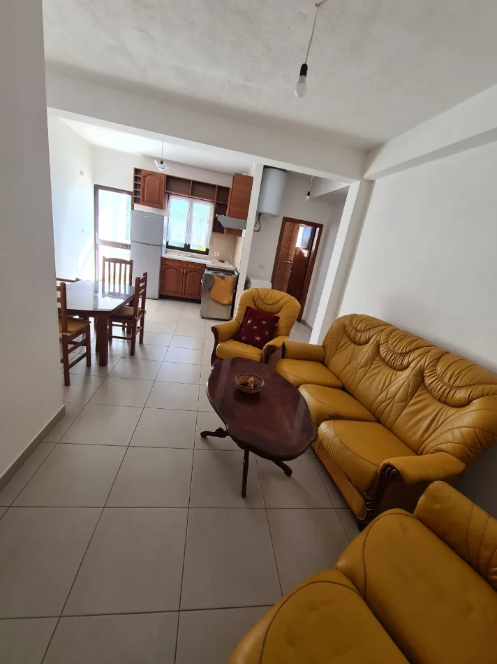 Tirane, jepet me qera apartament 1+1+Aneks+Ballkon Kati 1, 55 m² 30.000 Lek