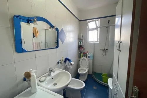 Tirane, shitet apartament Kati 6, 81 m² 145.000 € (Ish Tregu Elektrik)