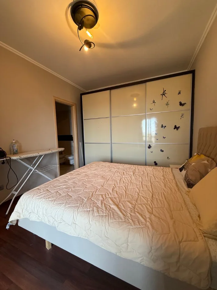 Tirane, shitet apartament 2+1+Aneks+Ballkon Kati 5, 190.000 m² 190.000 € (kinostudio)