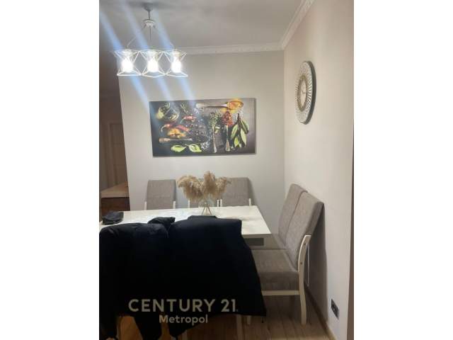 Tirane, shitet apartament 2+1+BLK Kati 5, 100 m² 120.000 Euro (Casa Italia)
