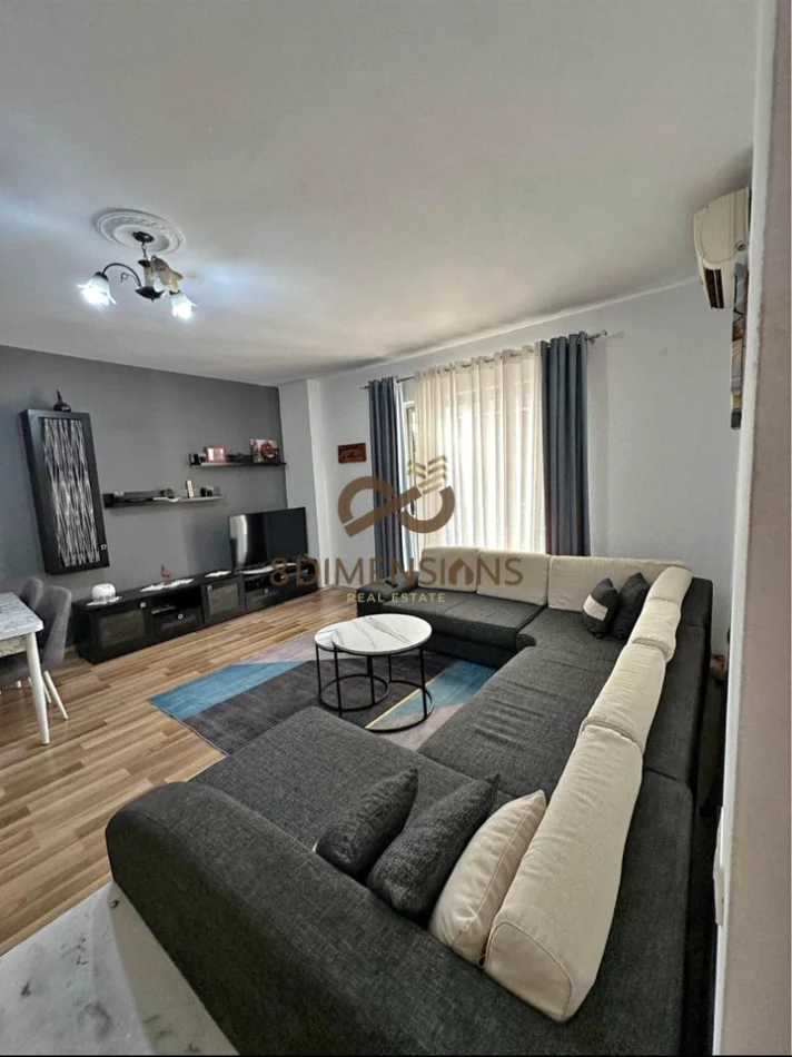 Tirane, shitet apartament 1+1+Ballkon Kati 6, 71 m² 82.000 € (kamez)