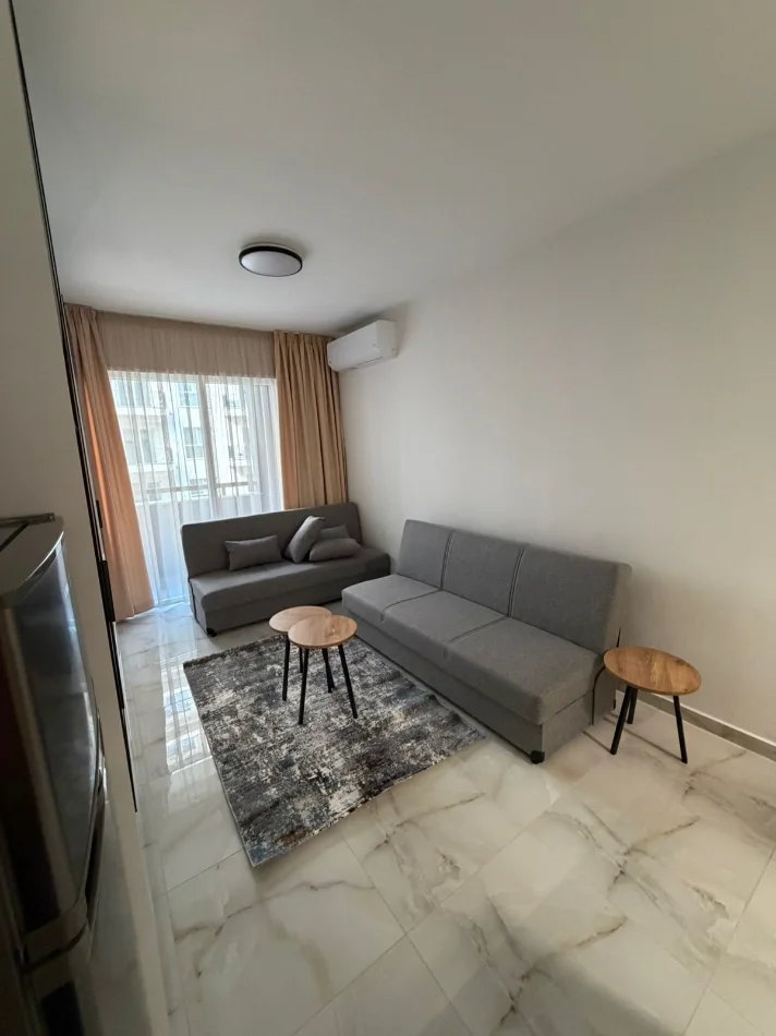 Tirane, jepet me qera apartament 1+1 Kati 3, 40 m² 420 € (Rruga Dritan Hoxha)