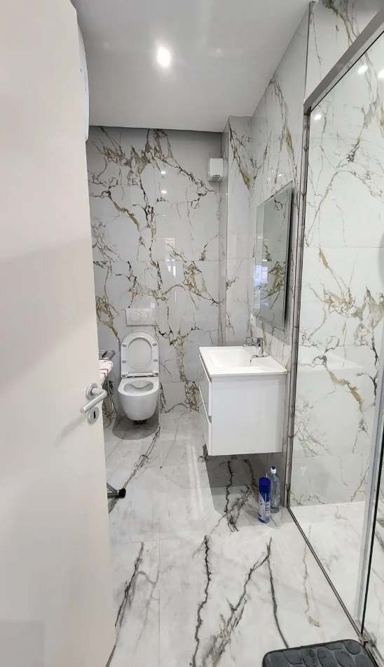 Tirane, shitet apartament 2+1+Ballkon Kati 3, 117 m² 335.000 € 