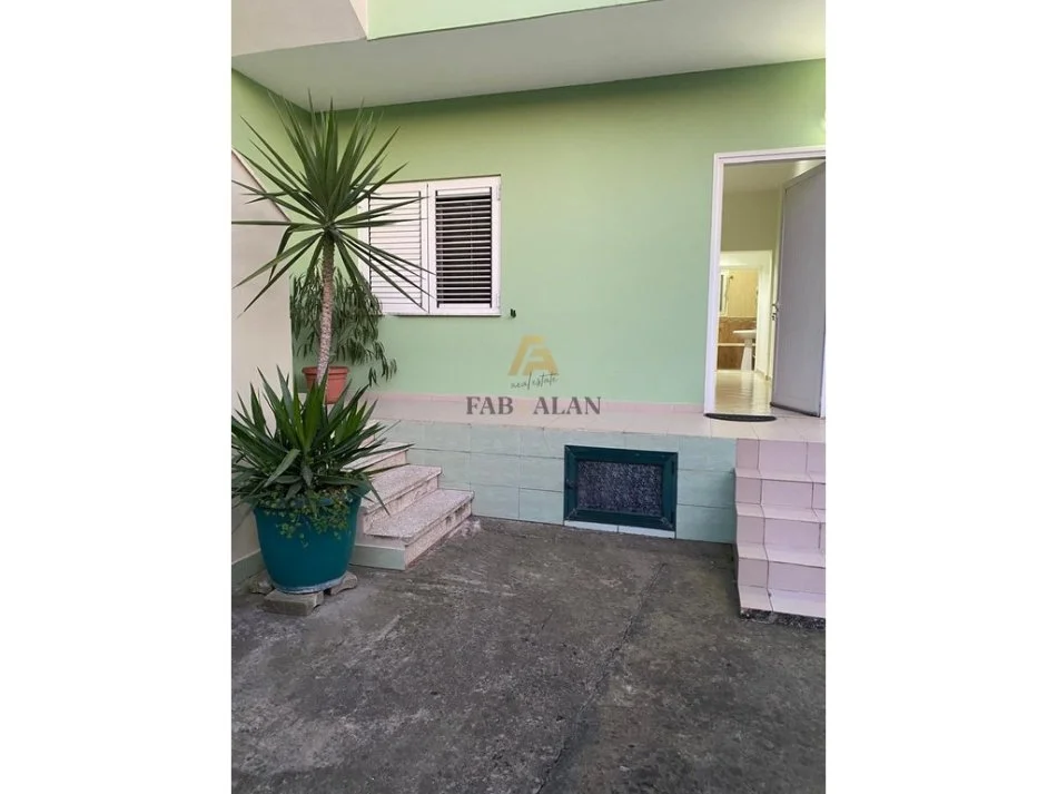 Tirane, jepet me qera apartament 1+1 Kati 1, 65 m² 400 € (SPAKU, RRUGA E BURGUT)