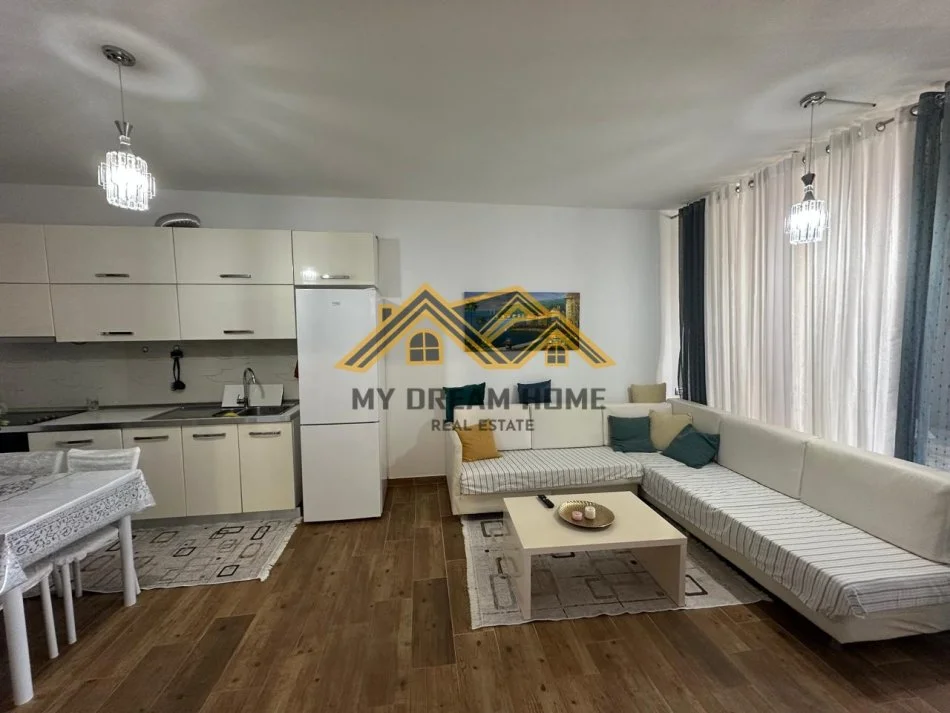 Durres, jepet me qera apartament 1+1 Kati 7, 65 m² 350 € (PLEPA DURRES)