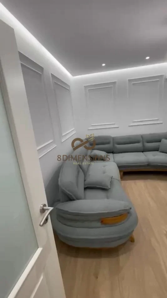 Tirane, jepet me qera apartament 2+1 Kati 3, 90 m² 550 € (ali demi)