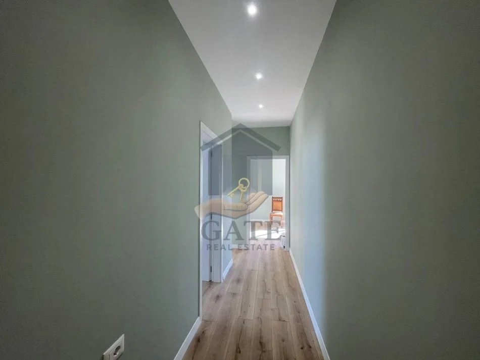 Durres, shitet 2+1 , (Kazazi)