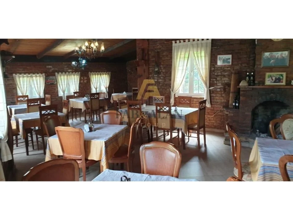 Tirane, shitet bar-resorant , 3.662 m² 600.000 € (Ibe)