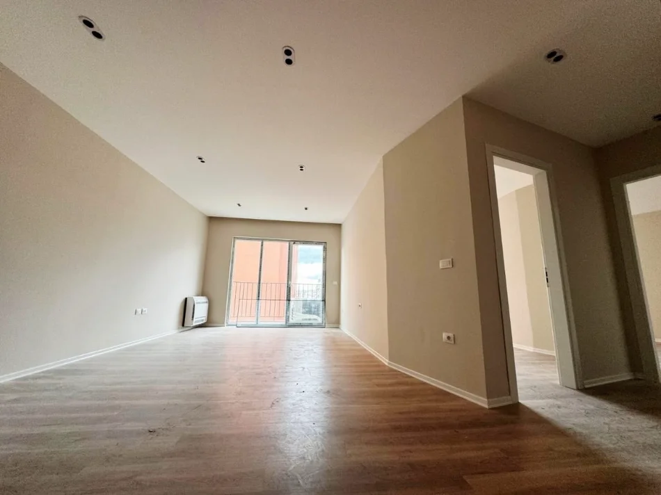 Tirane, shitet apartament 2+1 , 103 m² 240.000 € (Shkolla Kuqe)