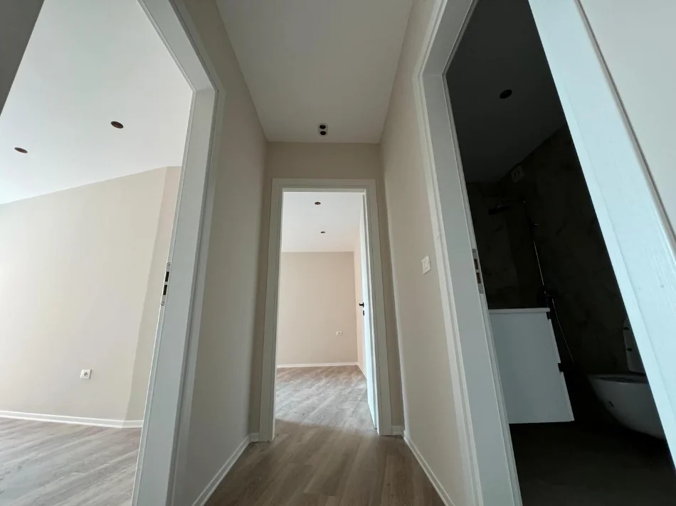 Tirane, shitet apartament 2+1 , 103 m² 240.000 € (Shkolla Kuqe)