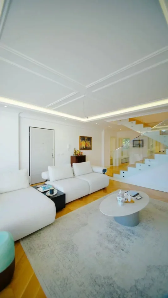 Tirane, shitet apartament duplex 3+1 , (Kopshti Botanik)