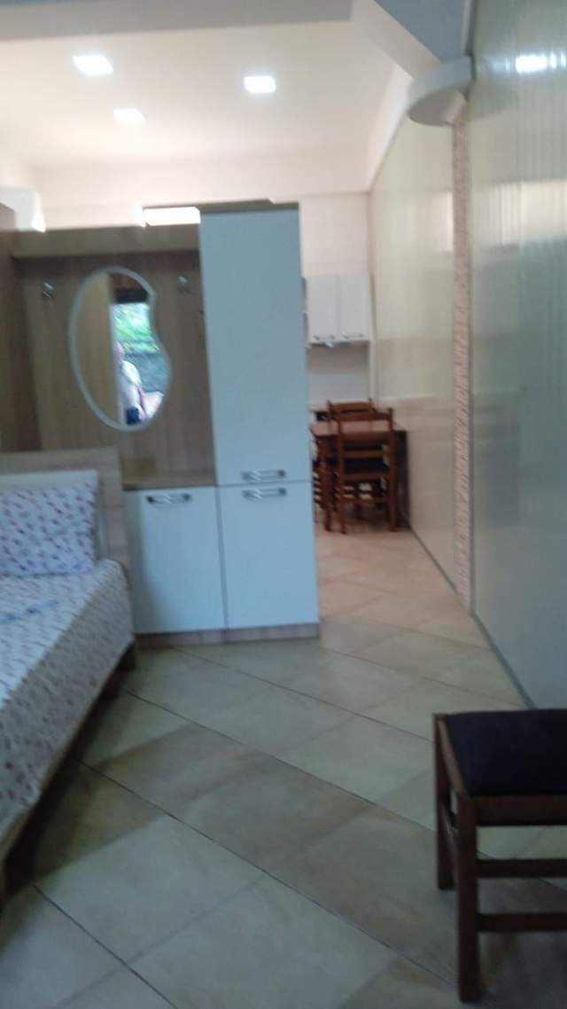 Tirane, jepet me qera garsonier 1+1+BLK Kati 1, 70 m² 25.000 Leke (5 maj)