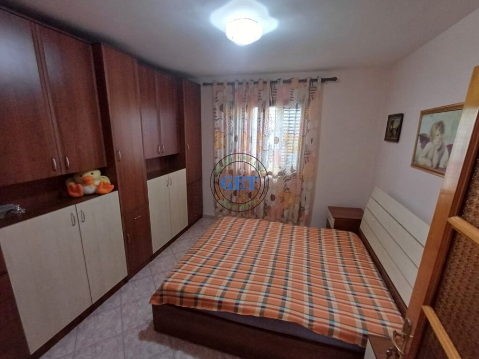Durres, jepet me qera apartament 1+1+Ballkon Kati 2, 55 m² 280 € (Fusha e Reres, Durres)