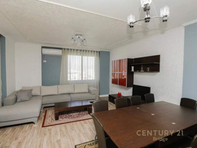 Tirane, jepet me qera apartament 3+1+A+BLK Kati 11, 145 m² 900 Euro (Ish Ekspozita)