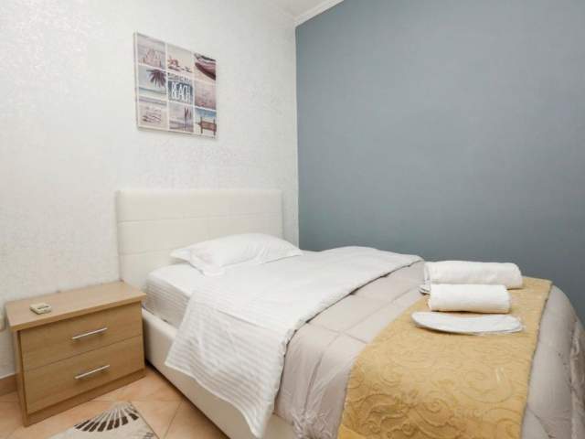 Tirane, jepet me qera apartament 3+1+A+BLK Kati 11, 145 m² 900 Euro (Ish Ekspozita)
