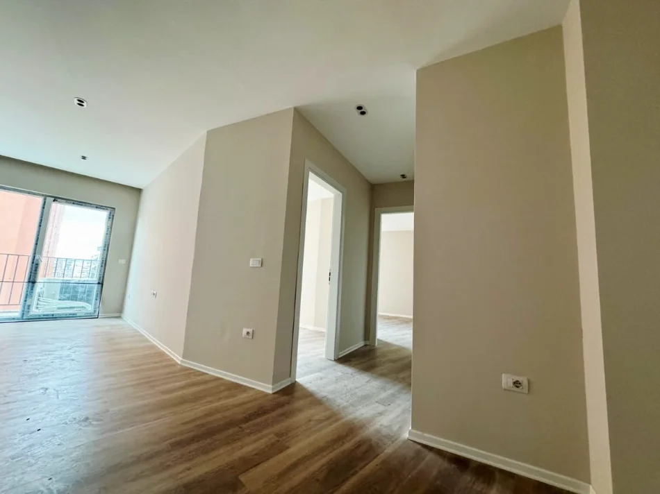 Tirane, shitet apartament 2+1 , 103 m² 240.000 € (Shkolla Kuqe)