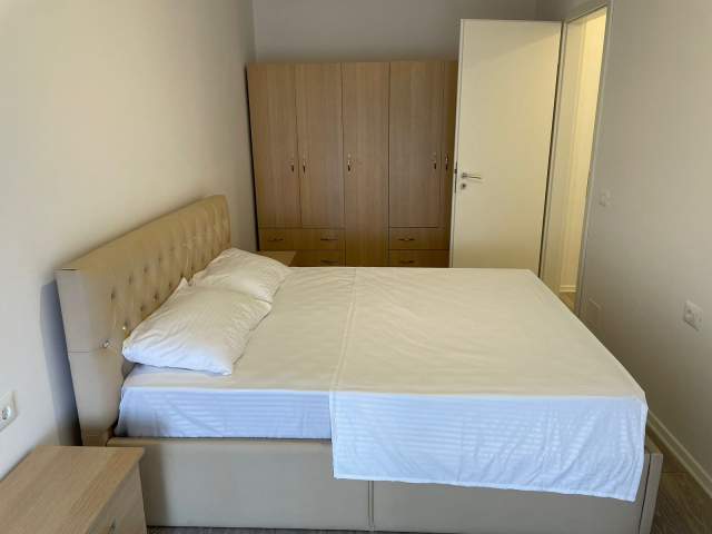 Tirane, jepet me qera apartament 2+1+A+BLK Kati 4, 100 m² 500 Euro (Aldi dem)