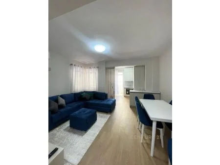 Tirane, jepet me qera apartament 1+1 Kati 2, 68 m² 700 € 