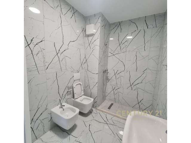 Tirane, jepet me qera apartament 1+1+BLK Kati 6, 69 m² 500 Euro (Ali Demi)