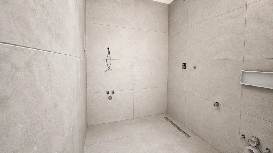Tirane, shitet apartament 2+1+Ballkon Kati 9, 80 m² 225.000 € (21 Dhjetori)