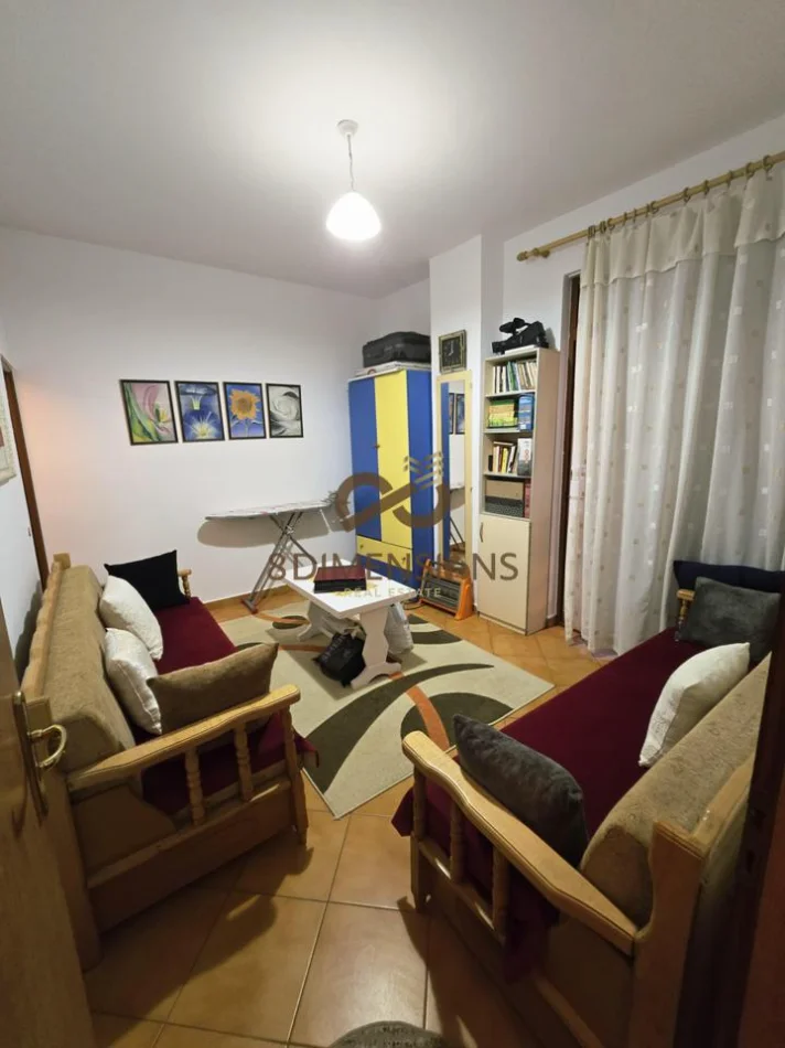 Tirane, shitet apartament 2+1+Ballkon Kati 1, 92 m² 250.000 € (5 maji)