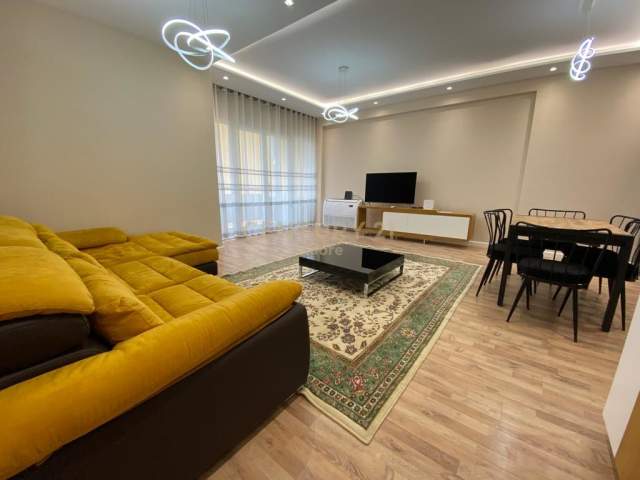 Tirane, jepet me qera apartament 2+1+BLK Kati 6, 105 m² 1.200 Euro (Rruga e Kosovareve)