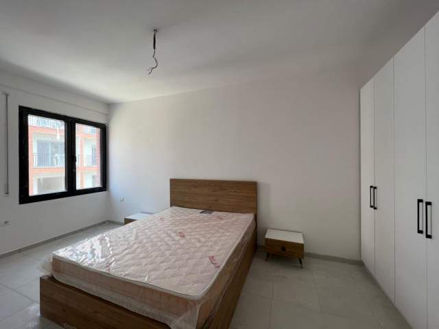 Tirane, shitet apartament 1+1+BLK Kati 1, 51 m² 121.000 Euro (kopshti Botanik)