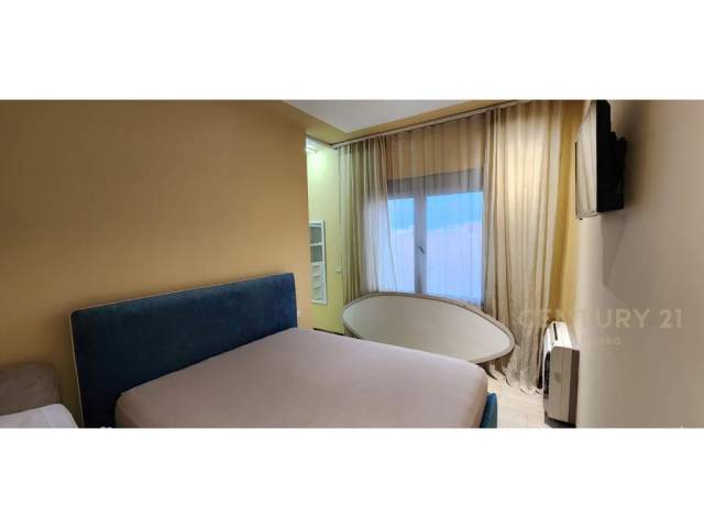 Tirane, jepet me qera apartament 2+1+BLK Kati 3, 95 m² 950 Euro (Tek Parku Olimpik)