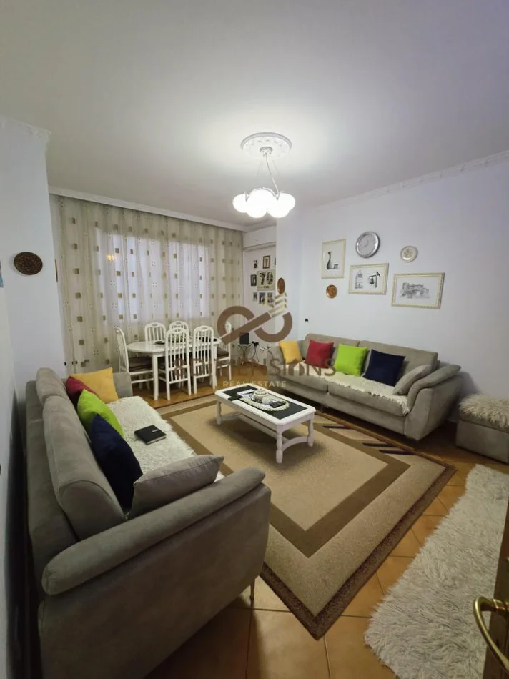 Tirane, shitet apartament 2+1+Ballkon Kati 1, 92 m² 250.000 € (5 maji)