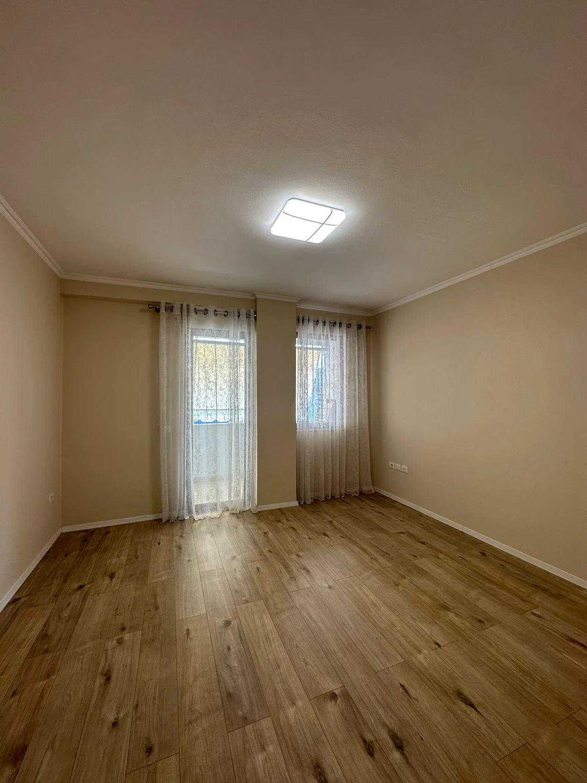 SHITET APARTAMENT 2+1 TE CONDOR CENTER