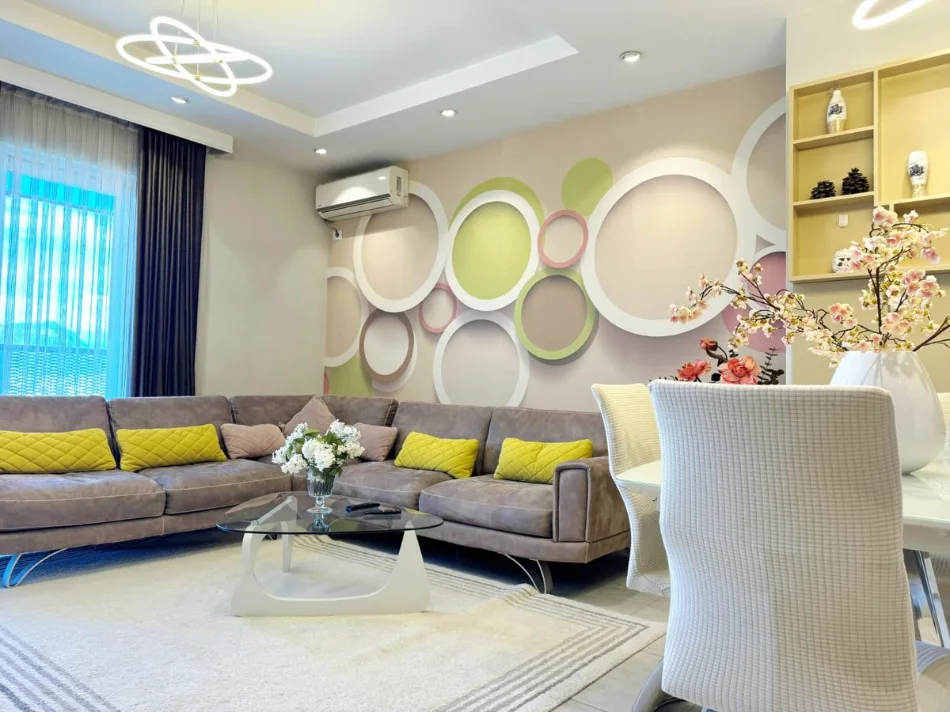 Tirane, shitet apartament 2+1 , 128 m² (air albania)