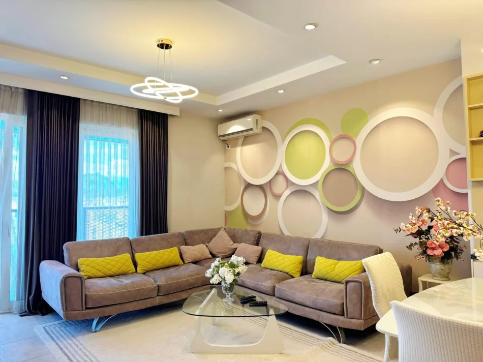 Tirane, shitet apartament 2+1 , 128 m² (air albania)