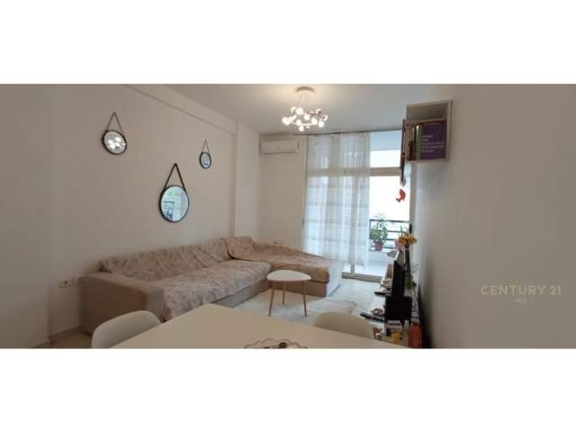 Tirane, jepet me qera apartament 1+1+BLK Kati 2, 58 m² 400 Euro (Rruga Rrapo Hekali, Kodra e Diellit)