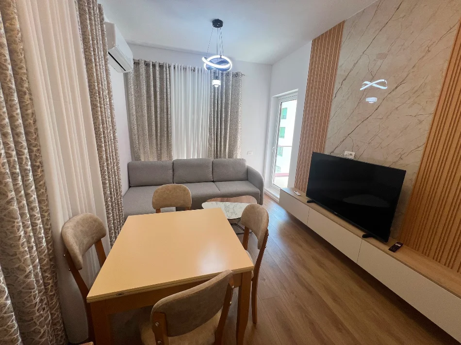 Tirane, jepet me qera apartament 1+1+Ballkon Kati 4, 60 m² (Rruga Pasho Hysa)
