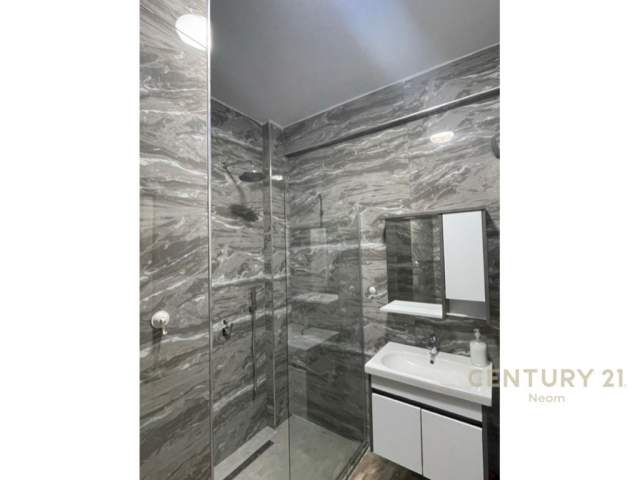 Tirane, jepet me qera apartament 1+1+BLK Kati 3, 90 m² 550 Euro (Qender, tek Dollari)