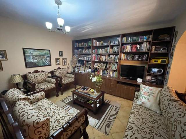 Tirane, shitet apartament 2+1 Kati 4, 68 m² 95.000 Euro (Pazari i Ri)
