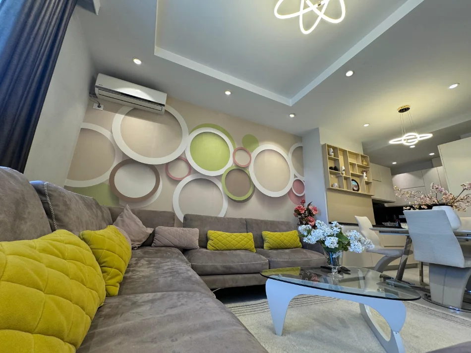 Tirane, shitet apartament 2+1 , 128 m² (air albania)