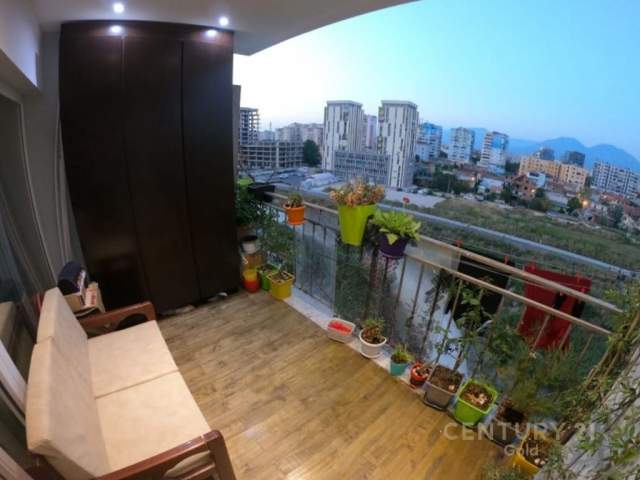 Tirane, shitet apartament 2+1+BLK Kati 6, 84 m² 128.000 Euro (ish Fusha e aviacionit)