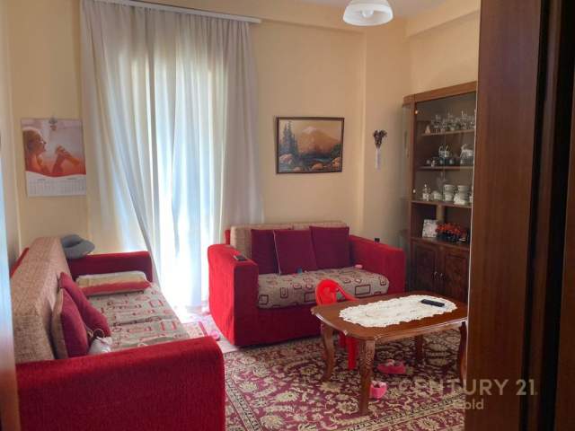 Tirane, shitet apartament 1+1+BLK Kati 5, 68 m² 55.000 Euro (Rruga Kongresi i Manastirit)