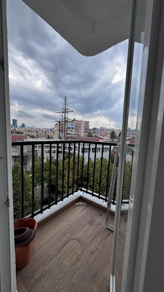 Tirane, shitet nga Pronari, pa-komision apartament 2+1 Kati 5